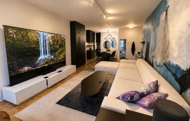 1 bed, 1 bath, 620 sqft, $7,200, Unit 16P