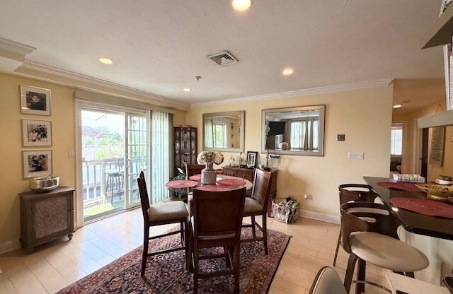 10 PORTER ST