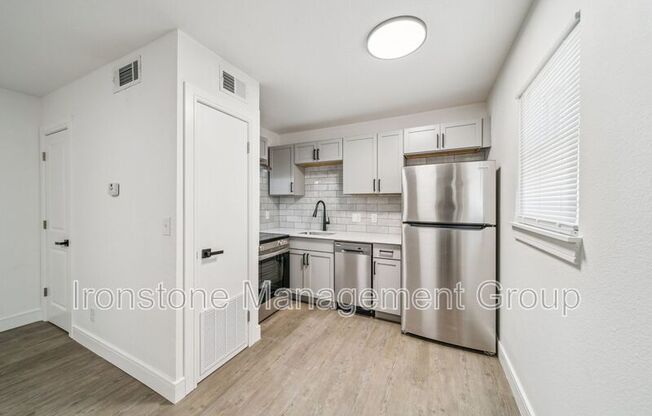 3167 E 49 ST