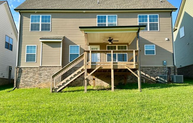 405 Wingfield Drive Clarksville, TN 37043