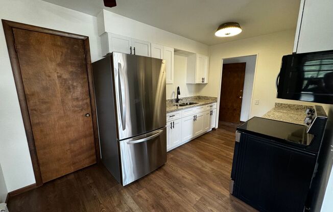 1 bed, 1 bath, 628 sqft, $900, Unit 3