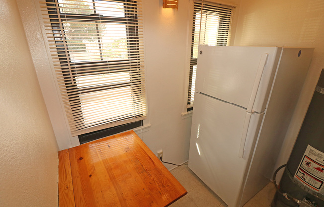 Studio, 1 bath, 375 sqft, $1,595, Unit 202