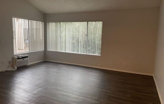 1 bed, 1 bath, 800 sqft, $1,900, Unit PEP146