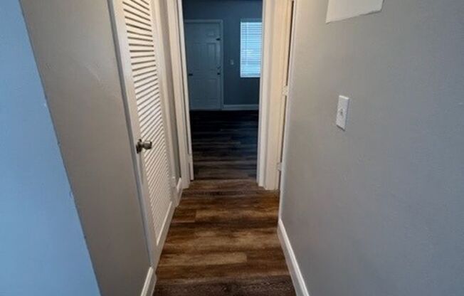 1 bed, 1 bath, 550 sqft, $1,595, Unit 2300-102