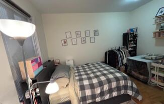 Studio, 1 bath, $2,450, Unit 3C