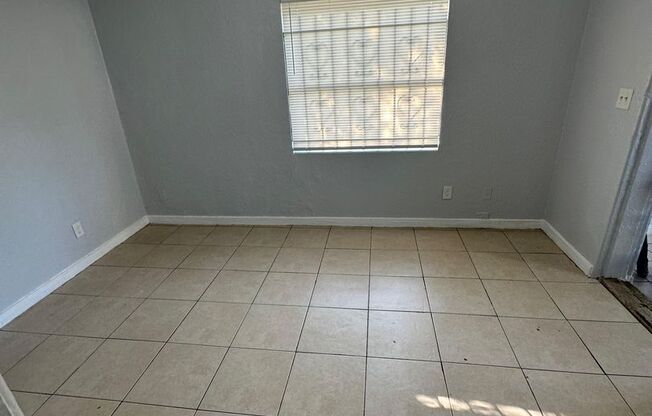 Fully Renovated  Single Family House - 1/1 Ready to Move In!!!
