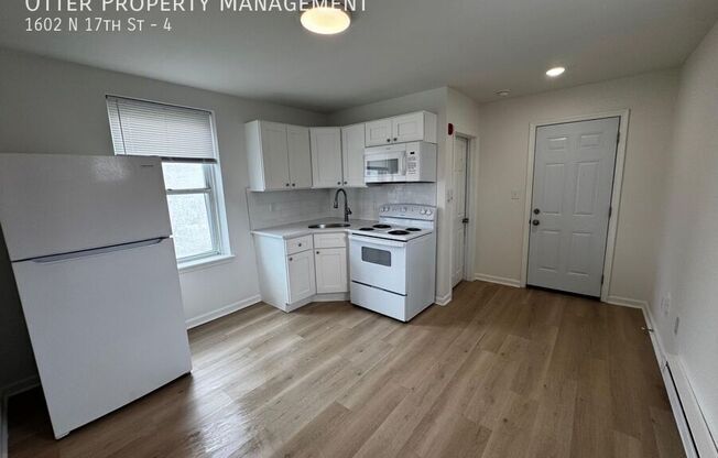 1602 N 17 ST