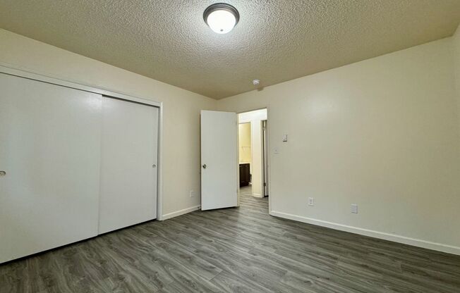 2 beds, 1 bath, $1,599