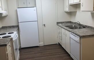 2 beds, 1 bath, 940 sqft, $1,400, Unit 10-138