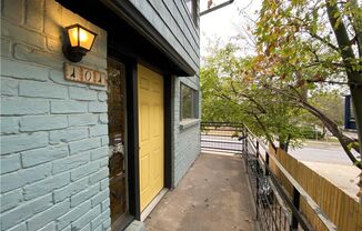 K672 - St. Charles #101