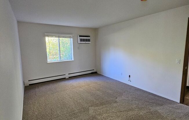 2 beds, 2 baths, 960 sqft, $1,025, Unit 21 - 107