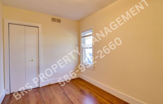 2 beds, 1 bath, $1,565