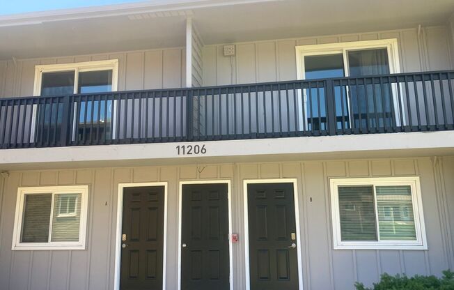 2 beds, 1 bath, 950 sqft, $1,295, Unit 11206 W 60th Terrace - Unit B