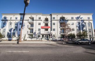 3 beds, 2 baths, 1,296 sqft, $3,300, Unit 208