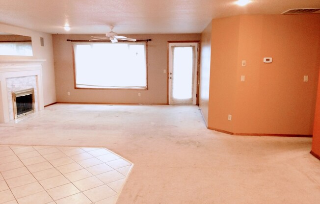 Gorgeous 3 Bedroom Aloha House with Attached 2 Car Garage
