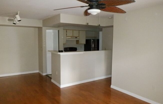 2 beds, 2 baths, $1,795, Unit Unit 208