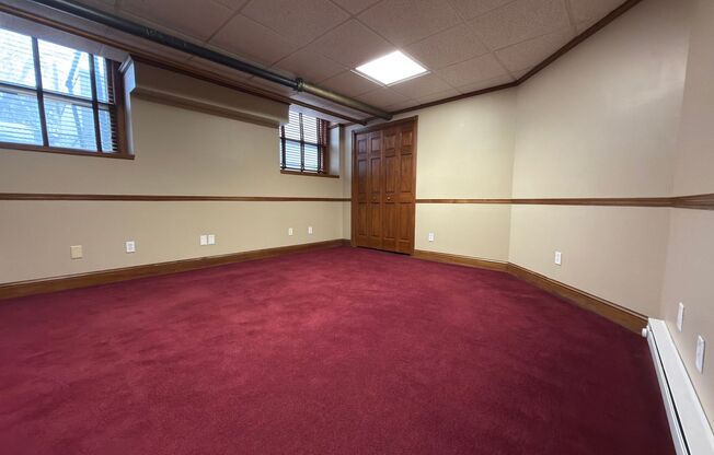 2040 Grand Ave