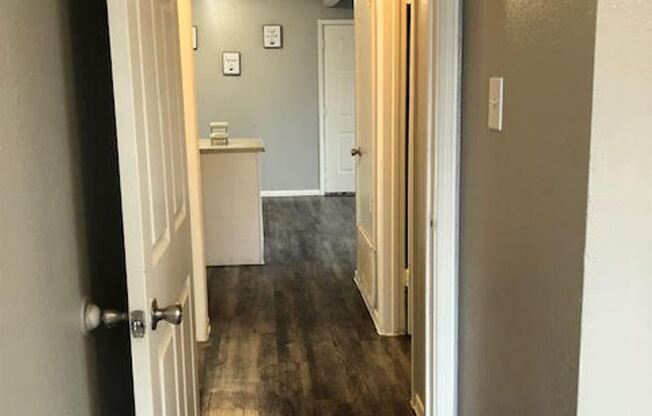 Hill Country Apartments
