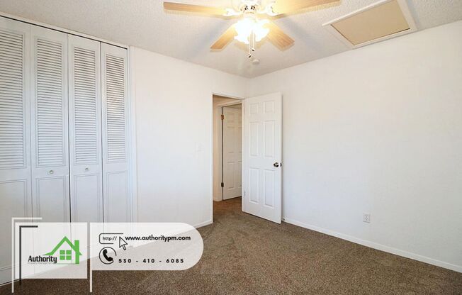 2 beds, 1 bath, 930 sqft, $1,095