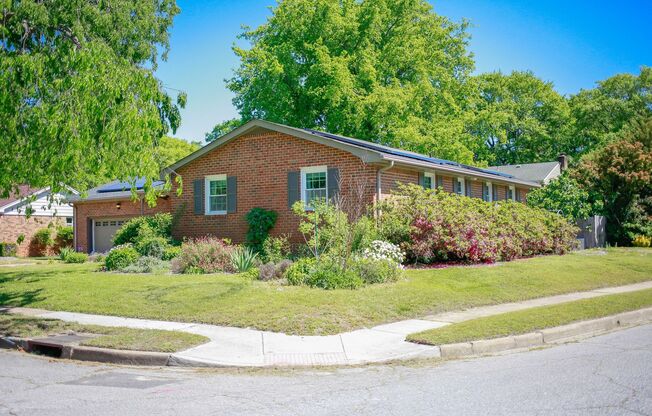 Charming 2BR in Historic Home – Bright, Spacious & Updated!