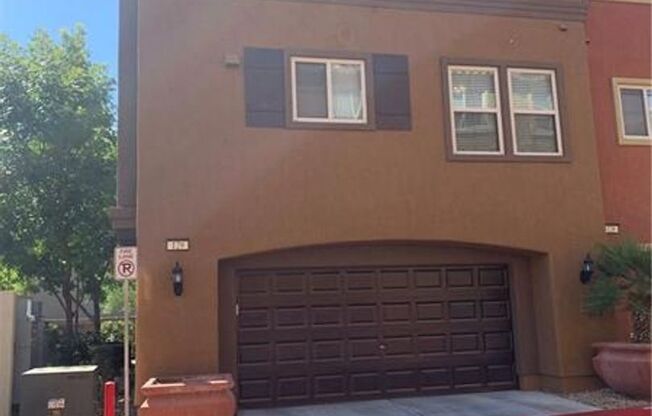 4 beds, 3 baths, $3,220, Unit # 129