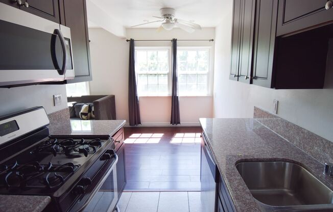 OLYMPIC BLVD., 10385