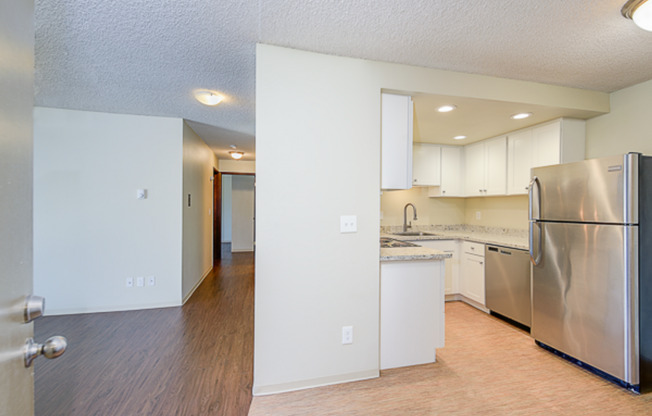 2 beds, 1 bath, 765 sqft, $2,295, Unit 308