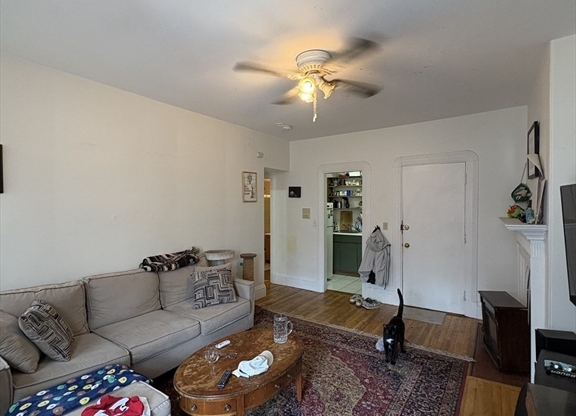 525 BEACON ST