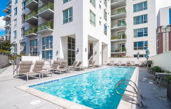 1 bed, 1 bath, $3,000