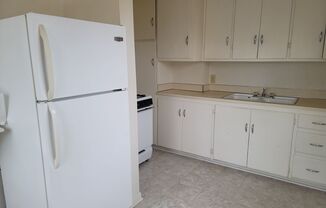 Studio, 1 bath, $700