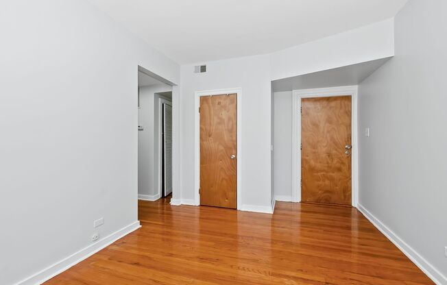 3014-16 W 63rd