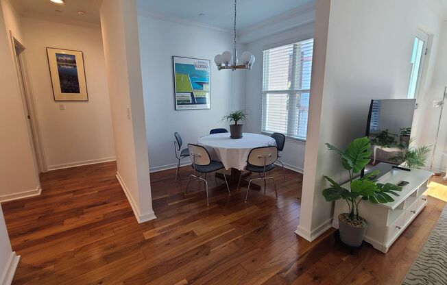 3 beds, 2 baths, $5,250, Unit # 1418