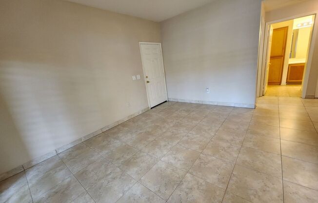 Charming 2 Bed 2 Bath Downstairs Condo In Silverado Ranch!