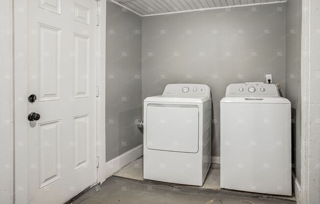 Charming 2 BR 2 BA House in Historic Northeast
