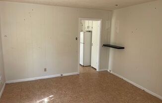 1 bed, 1 bath, $650