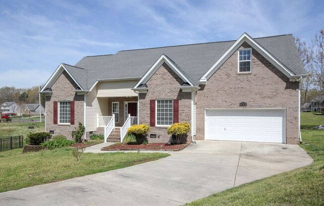 603 Lexington Dr, Albemarle, NC 28001