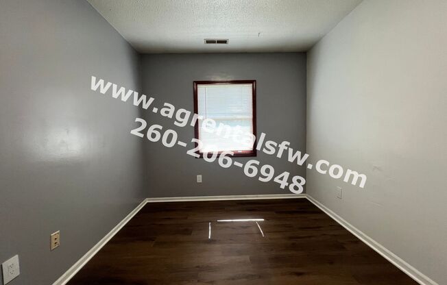 3 beds, 1.5 baths, $1,595