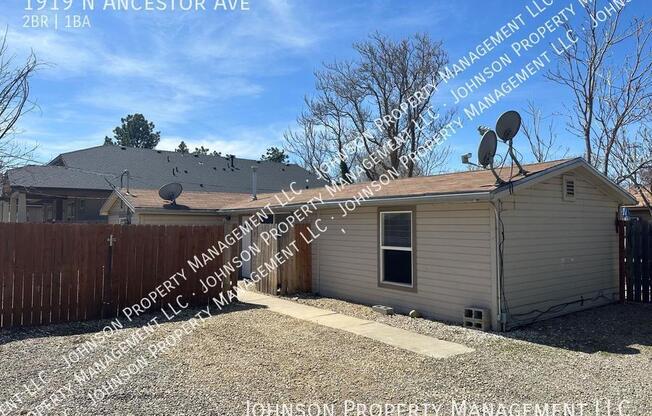 1919 N ANCESTOR AVE