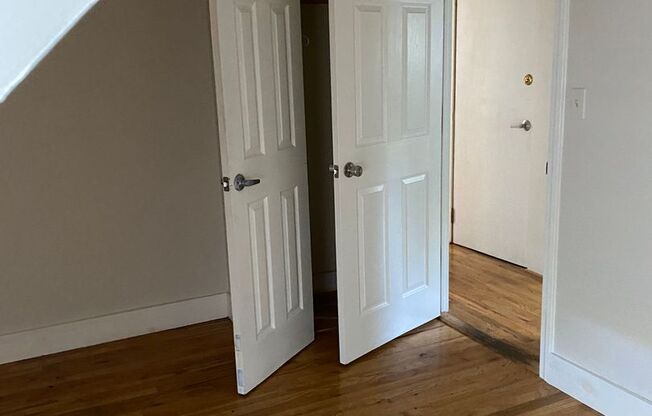255 Ellsworth-430 Whalley