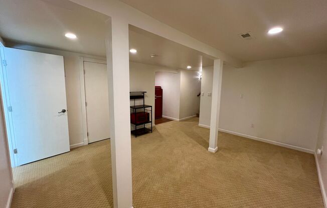 Cozy 1 bedroom with Kitchenette available now! - $1,900/mo