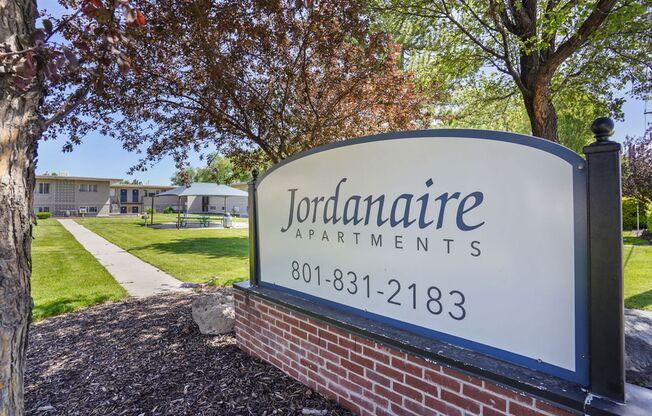2 beds, 1 bath, 800 sqft, $995, Unit #20
