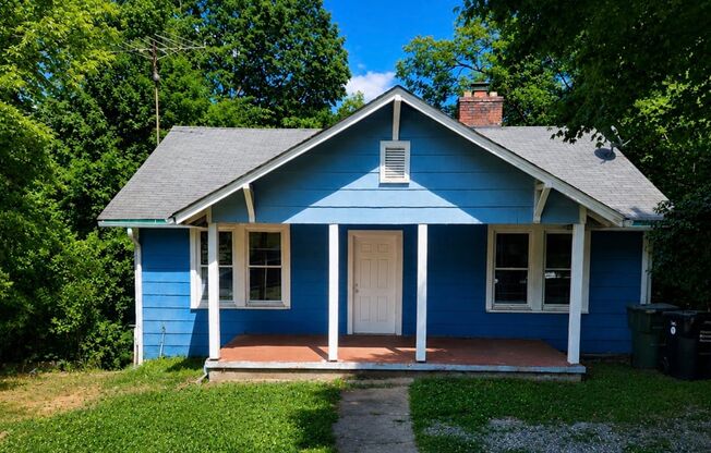 975 Old Charlotte Rd.