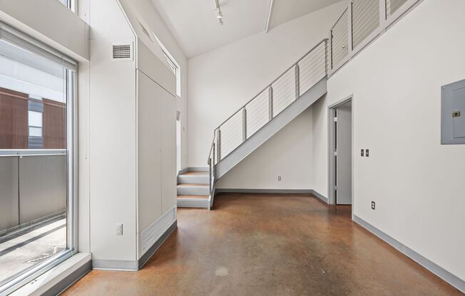 Studio, 1 bath, 393 sqft, $1,750, Unit 604