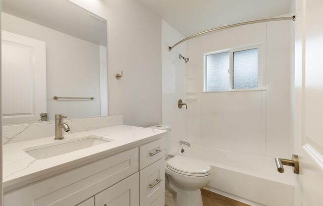 1 bed, 1 bath, 570 sqft, $1,995, Unit 16