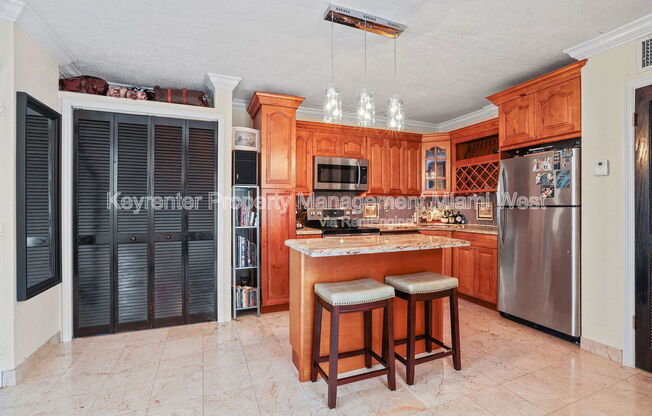1340 LINCOLN RD