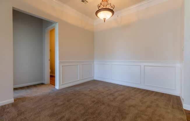 Rooms with ceiling fan at Wynnewood Farms Apartments, Overland Park, KS, 66209