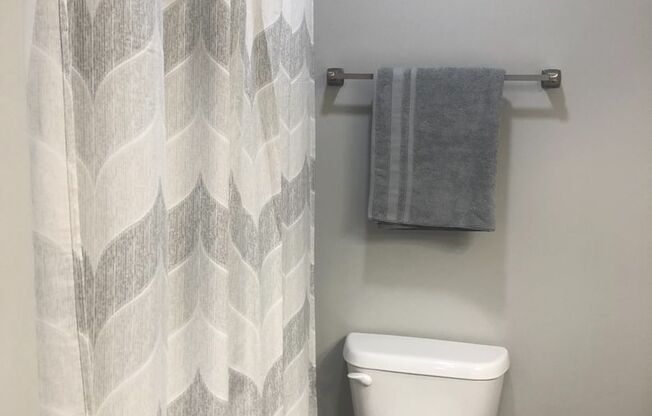 Studio, 1 bath, 500 sqft, $800, Unit H 115