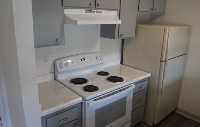 1 bed, 1 bath, $1,995, Unit 30