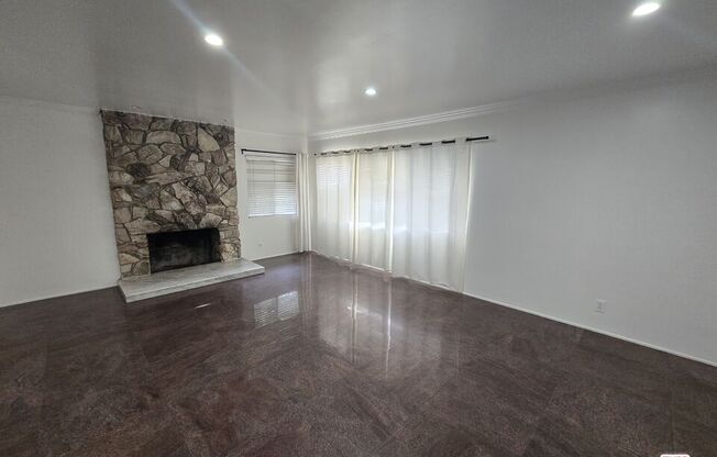 3057 LAUREL CYN BLVD