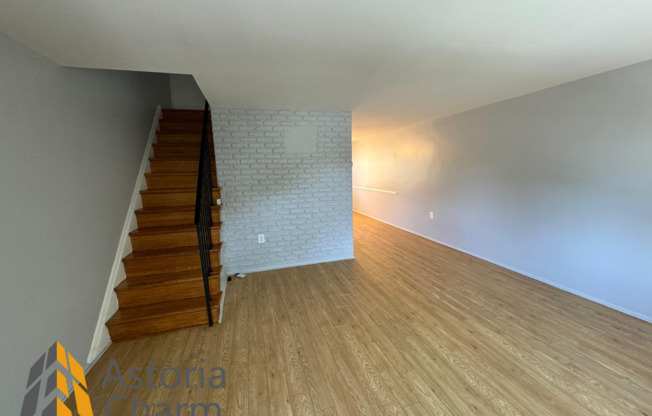 3 beds, 1 bath, $1,800